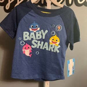 Nickelodeon Baby Shark Navy Blue Graphic Short Sleeve Shirt NWT 3T